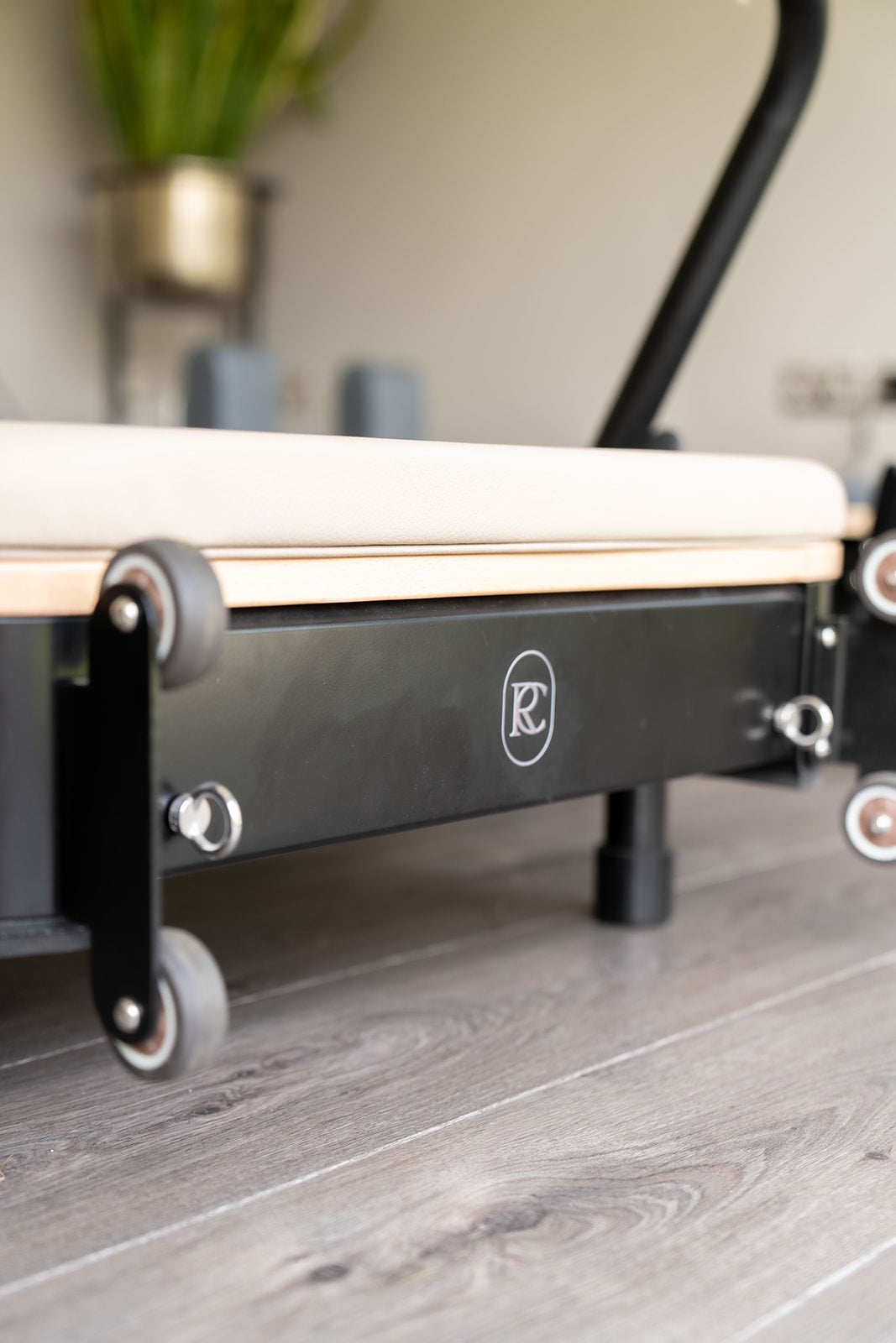 The Reformer Co. Signature Fold